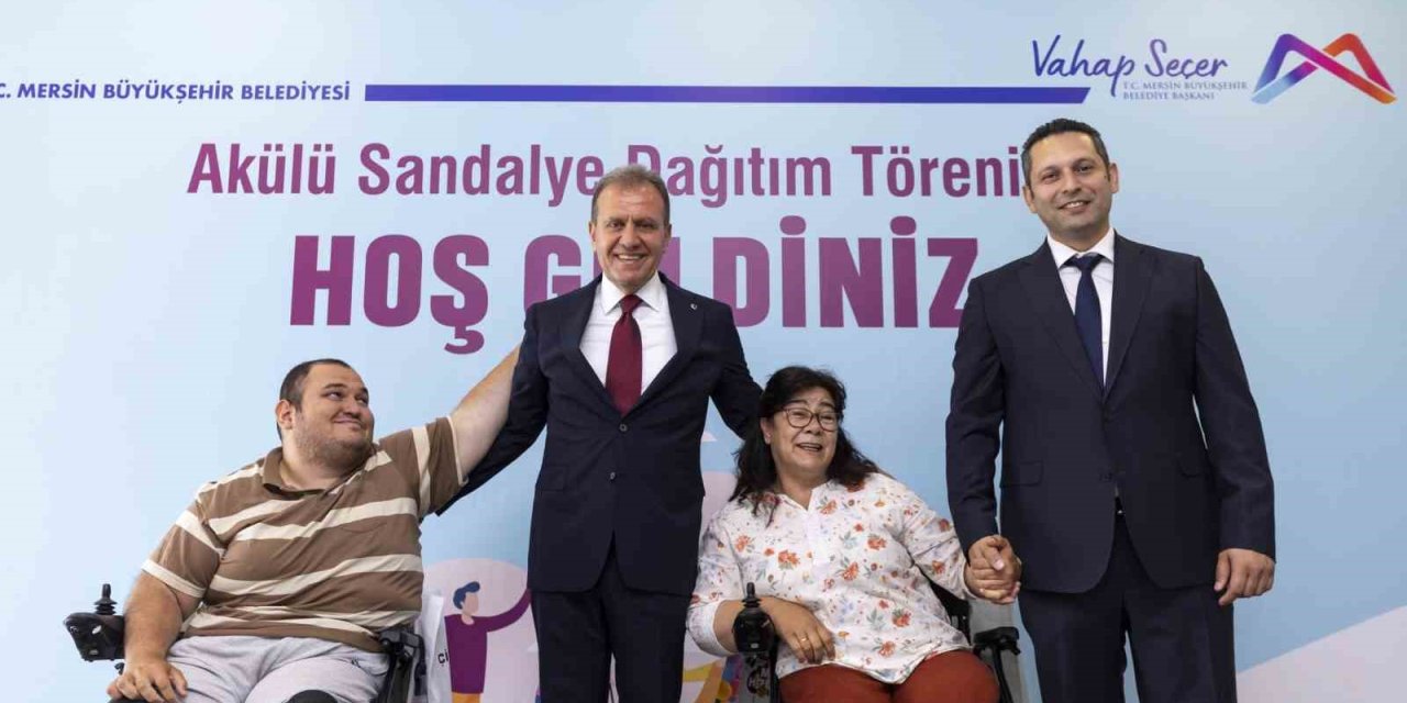 Mersin’de 50 Özel Bireye Akülü Sandalye Dağıtıldı