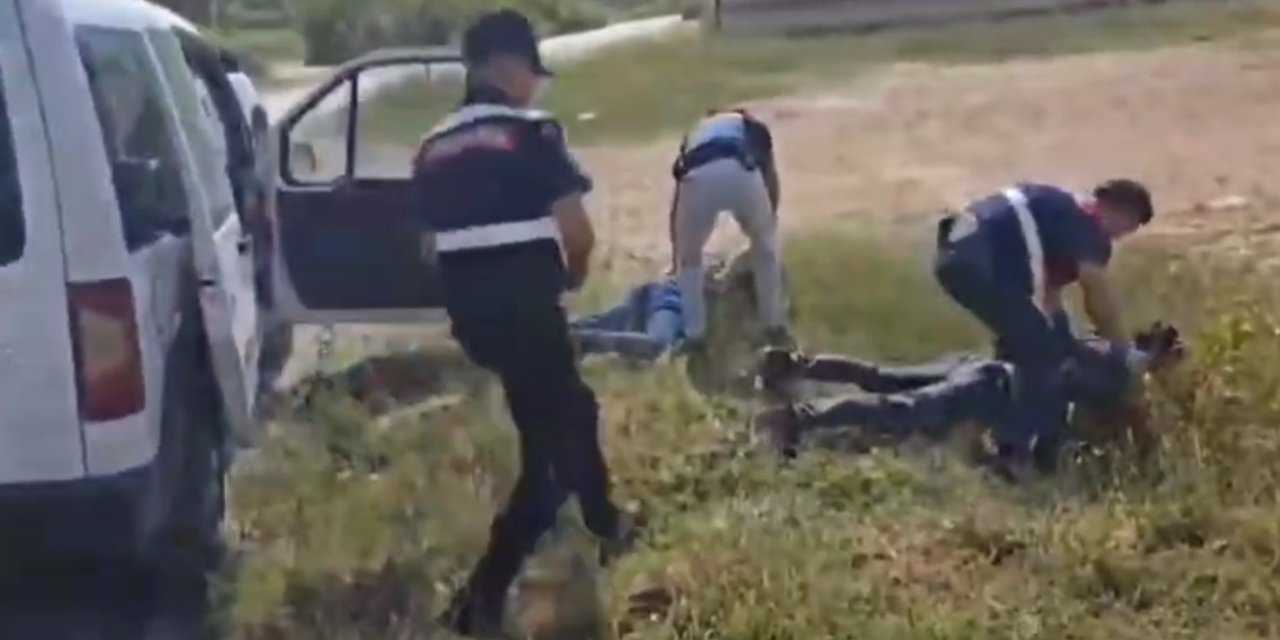 Antalya’da Ruhsatsız Tabanca Operasyonu: 3 Gözaltı