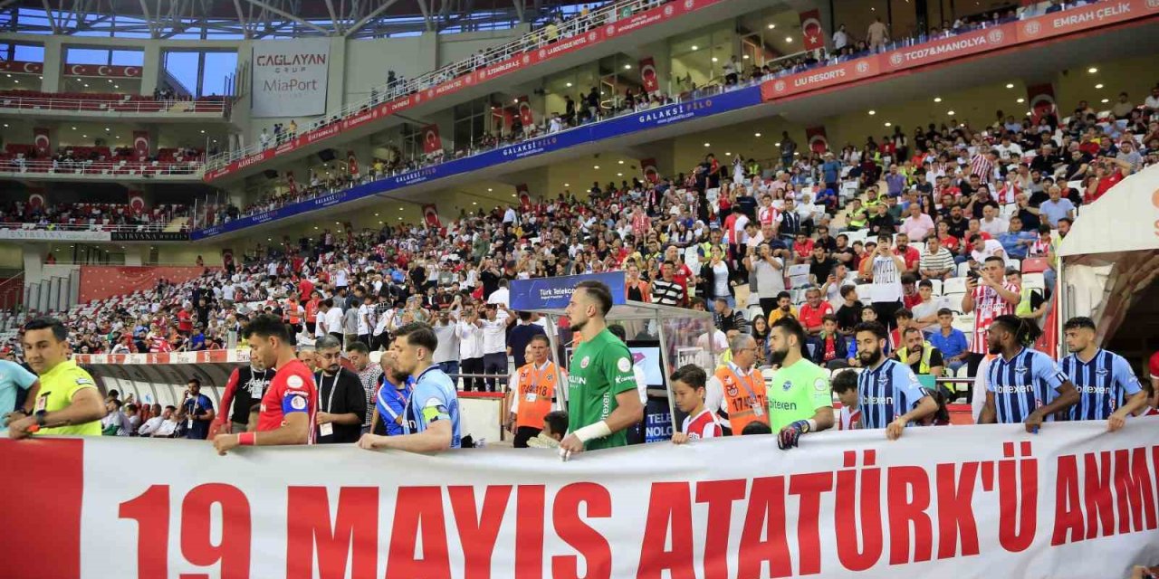 Trendyol Süper Lig: Antalyaspor: 1 - Adana Demirspor: 0 (ilk Yarı)