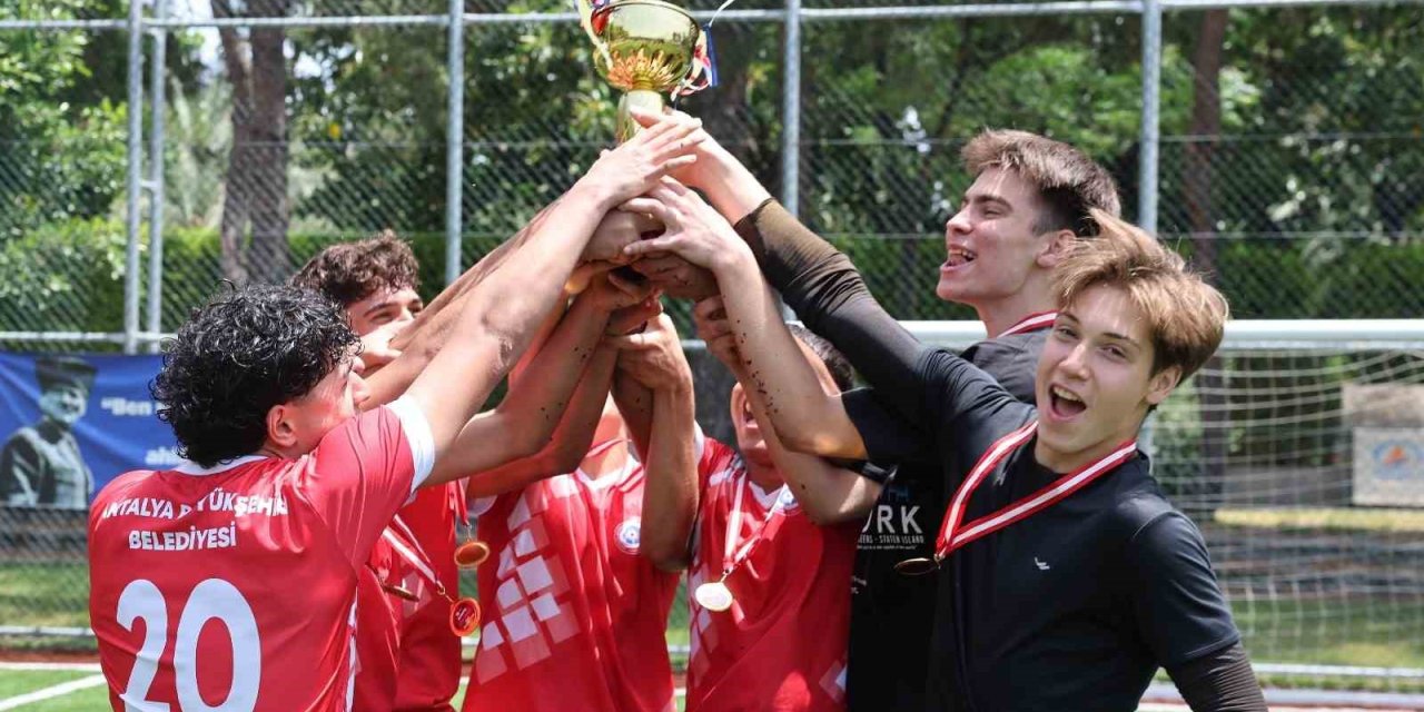 19 Mayıs Futbol Turnuvası Sona Erdi