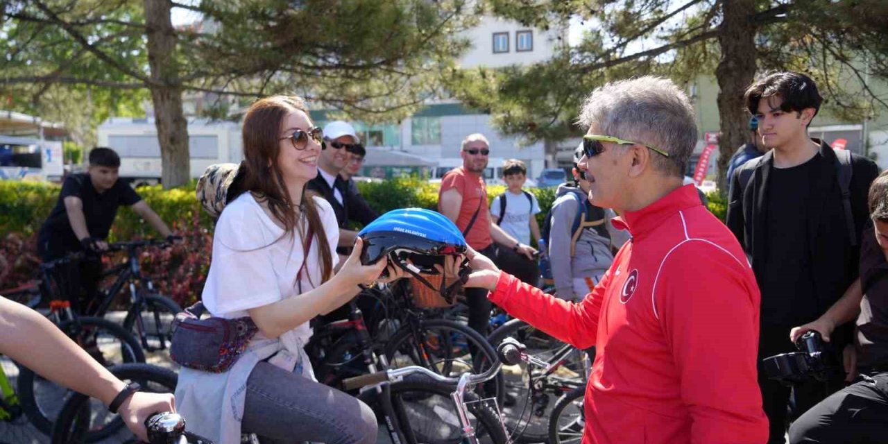 Niğde’de 19 Mayıs Gençlik Ve Spor Bayramı Coşkusu