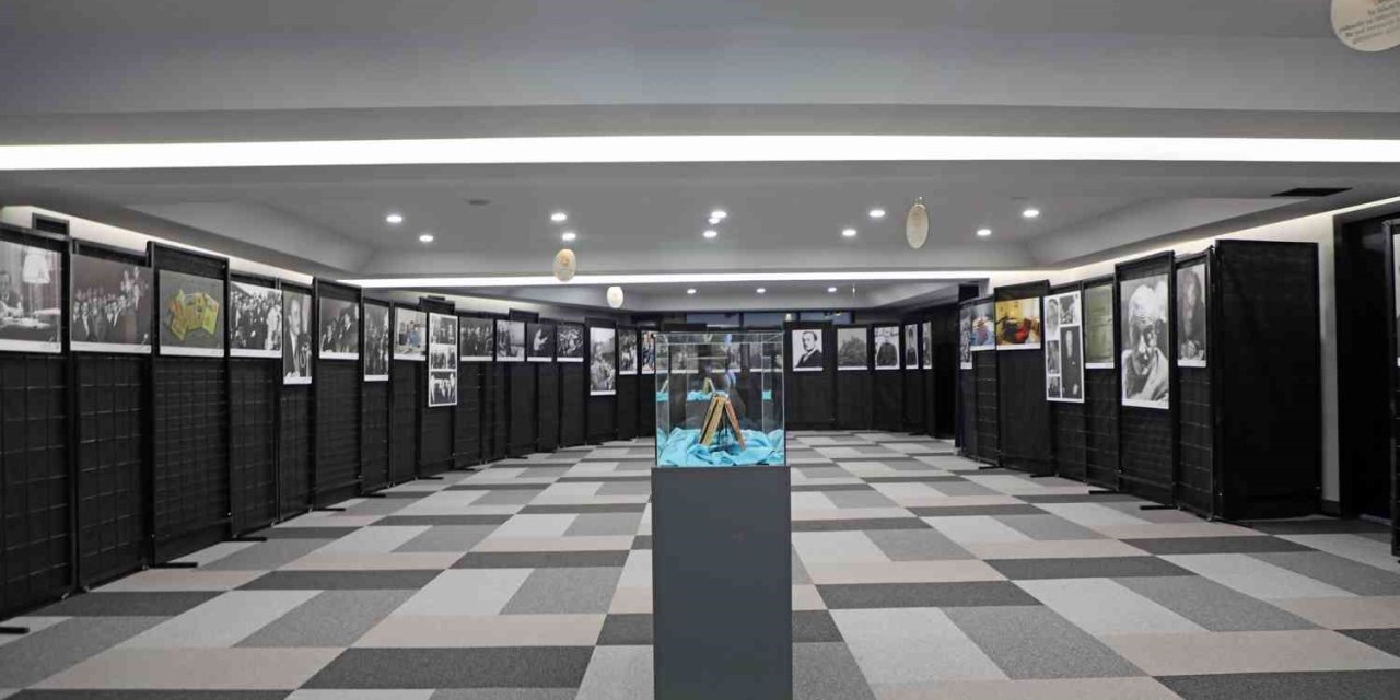 Talas’ta Necip Fazıl Sergisi