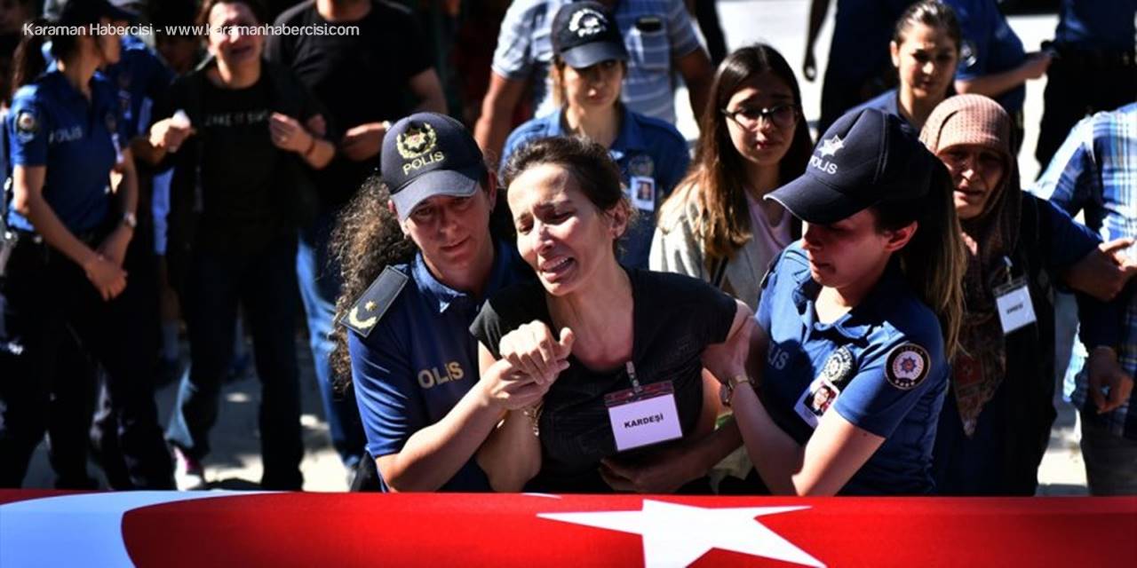 Meslektaşının Öldürdüğü Kadın Polis Mersin'de Defnedildi