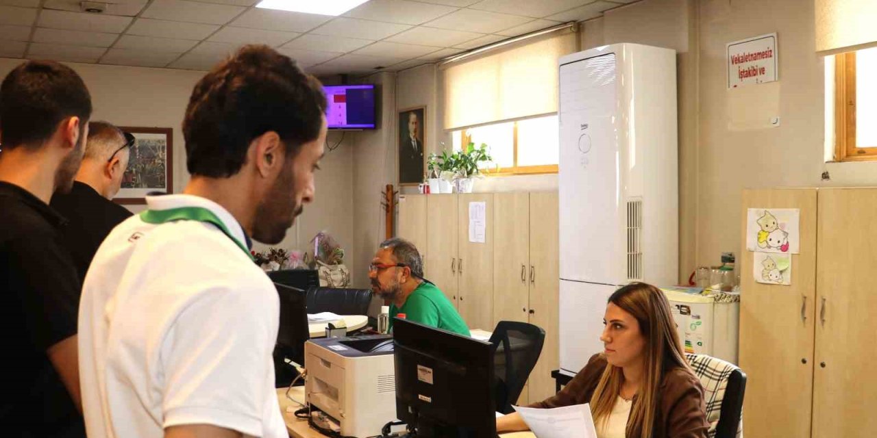 Toroslar Belediyesinde Vezneler Hafta Sonu Açık