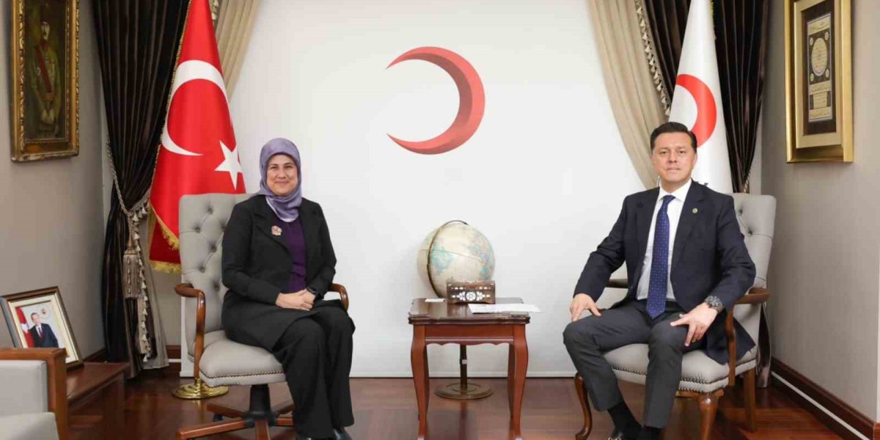 Nebi Hatipoğlu Türk Kızılay Genel Başkanı’nı Ziyaret Etti