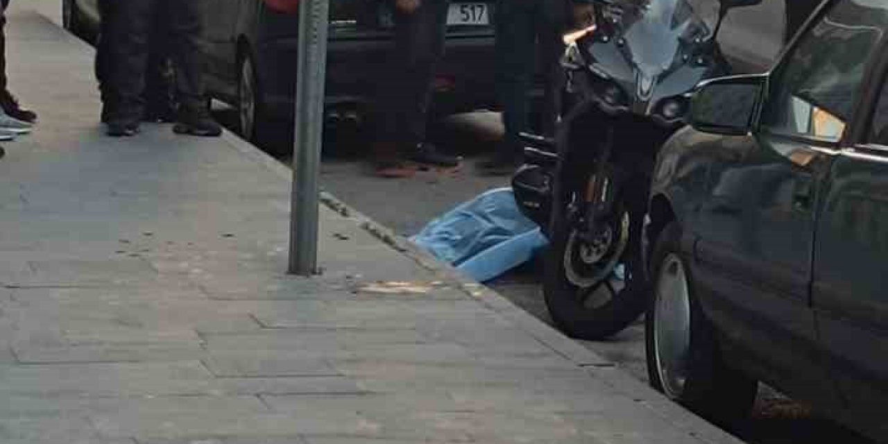 Kaldığı Otelin Penceresinden Düşen Genç Kadın Öldü