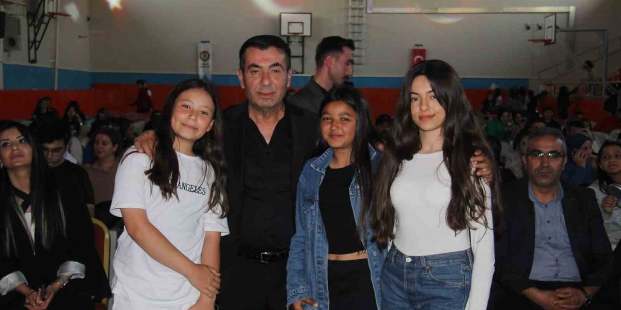 Başkan Metin, Bünyan Gençlik Şöleni’nde Gençlerle Bir Araya Geldi