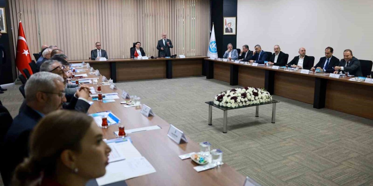 Kayseri Üniversitesi Danışma Kurulu Toplandı