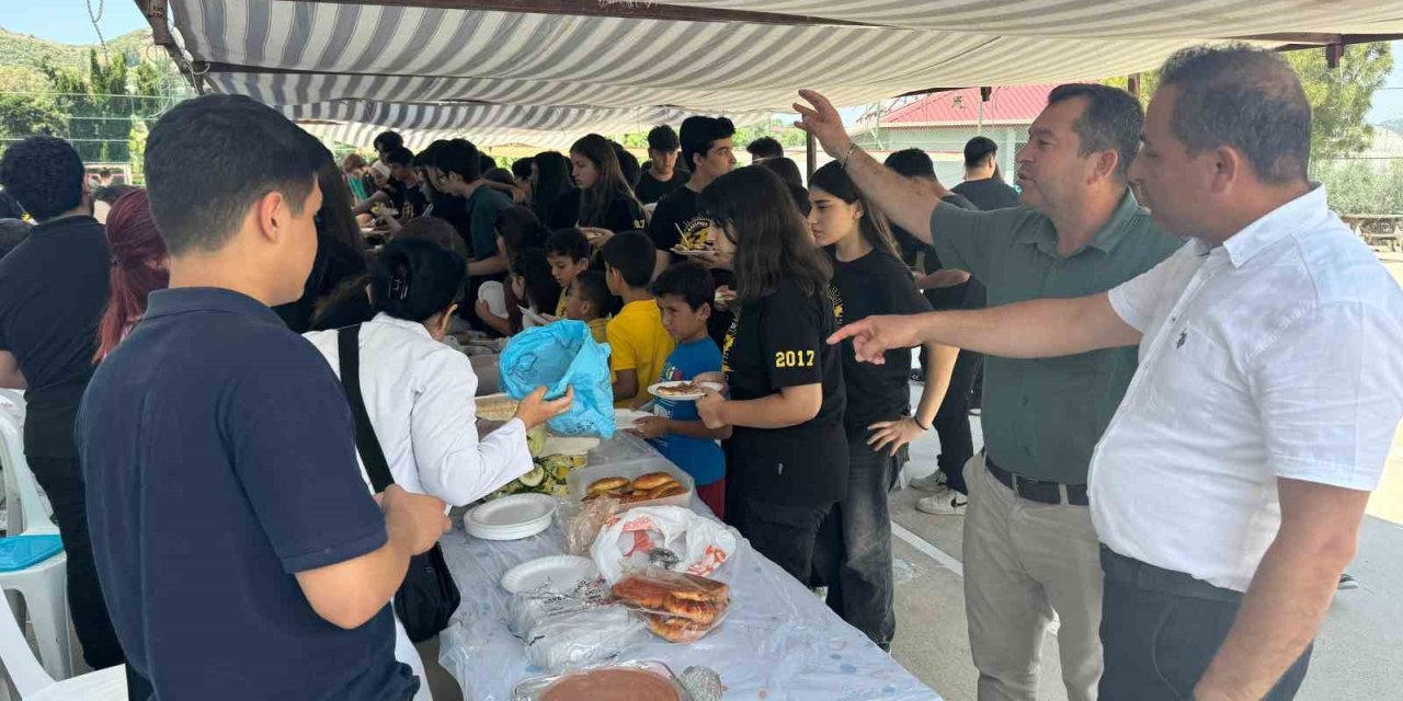 Gazipaşa Fen Lisesi’nde Hatay’a Destek Panayırı Düzenlendi