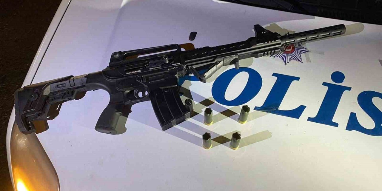 Şok Uygulamada Durdurulan Araçtan Uzun Namlulu Tüfek Ele Geçirildi