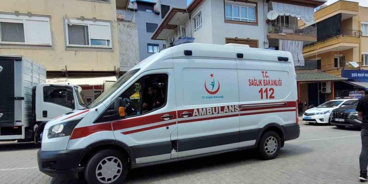 Kaza Yapan Motosiklet Sürücüsü Hastanelik Oldu