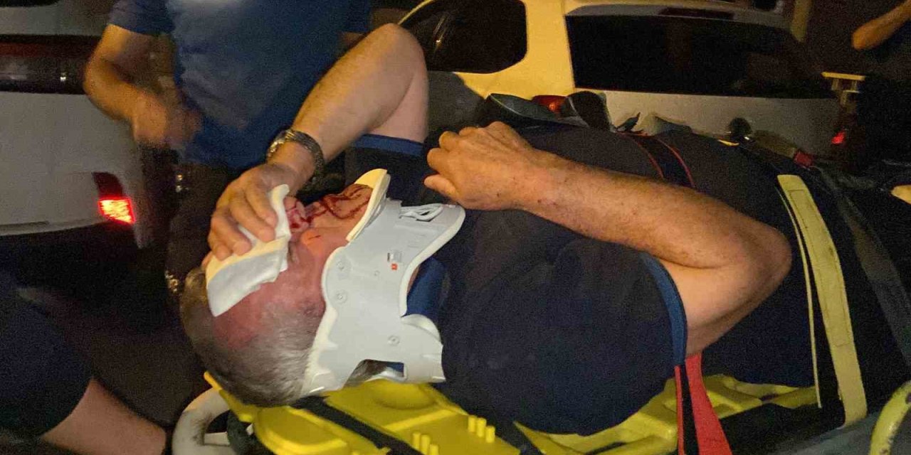 Aksaray’da Komşuların Taşlı Sopalı Park Kavgası Kamerada: 7 Yaralı