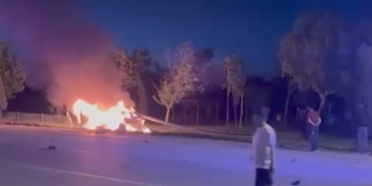 Direğe Çarpan Otomobil Alev Aldı: 1 Ölü, 1 Yaralı