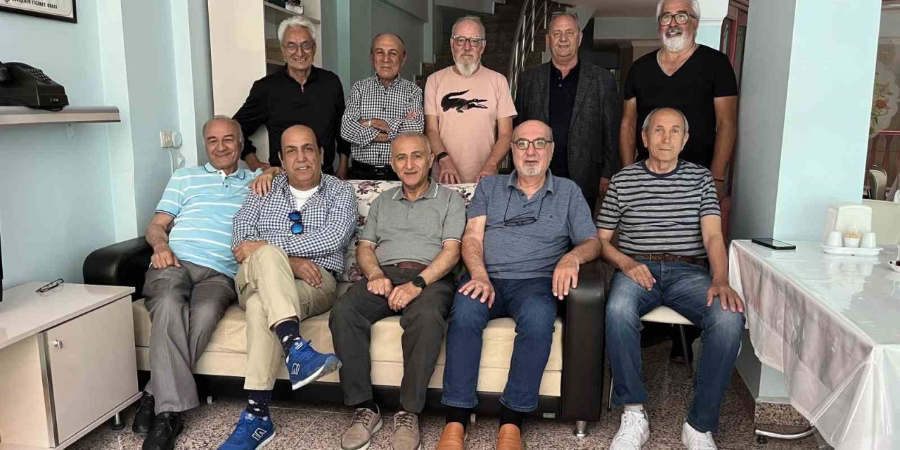 Hababam Sınıfı Yıllar Sonra ’vefada’ Buluştu