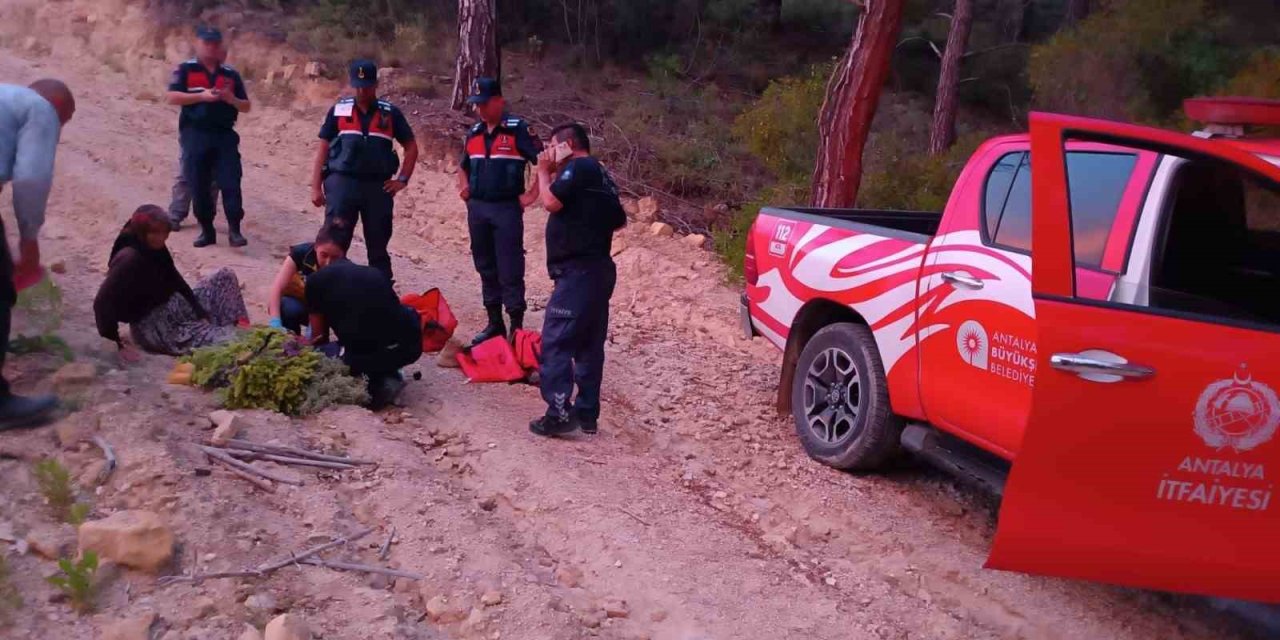 Kekik Toplamak İsterken Ayağı Burkulup Düşen Kadın Hastanelik Oldu