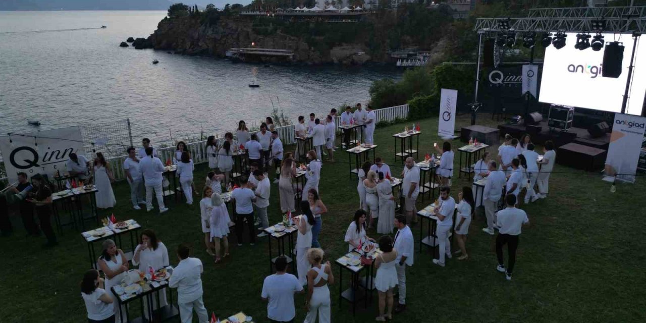 Antgiad’dan “yaza Merhaba” Partisi