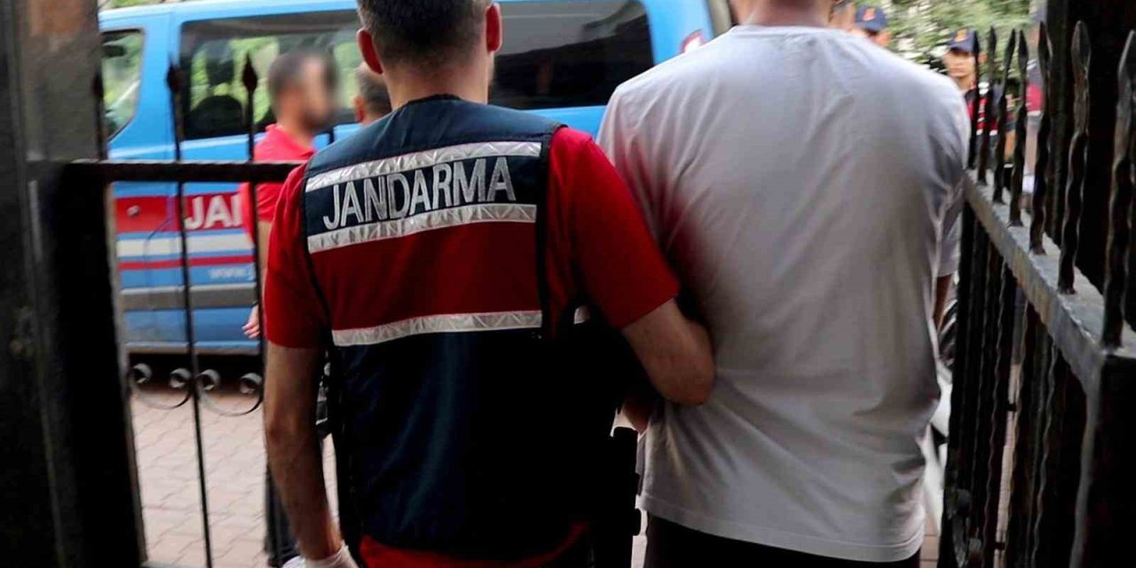Mersin’de Deaş Operasyonu: 3 Gözaltı