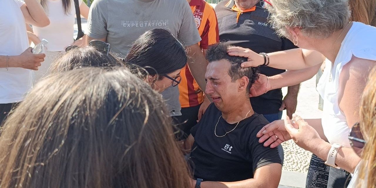 Yayaya Çarpan Motosiklet Sürücüsü Gözyaşlarını Tutamayıp Ağlama Krizine Girdi