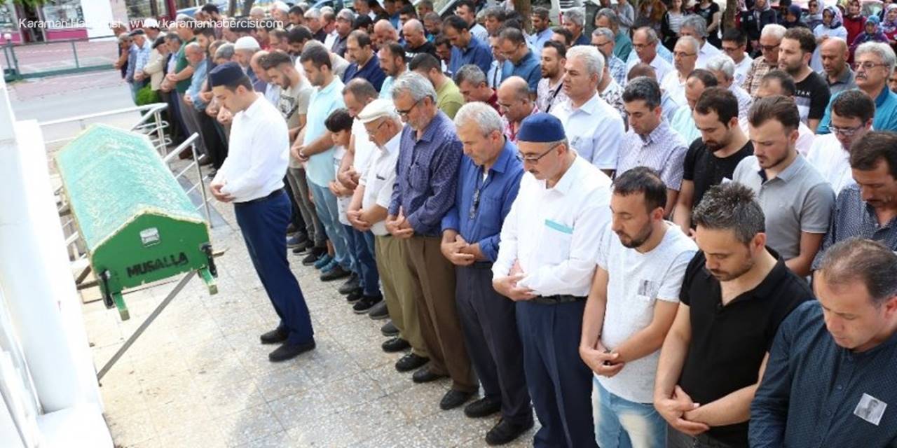 Eski Başhekim Konya'da Son Yolculuğuna Uğurlandı