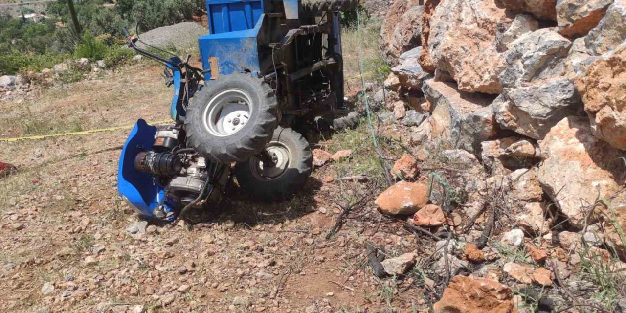 Devrilen Patpatın Altında Kalan Adam Hayatını Kaybetti