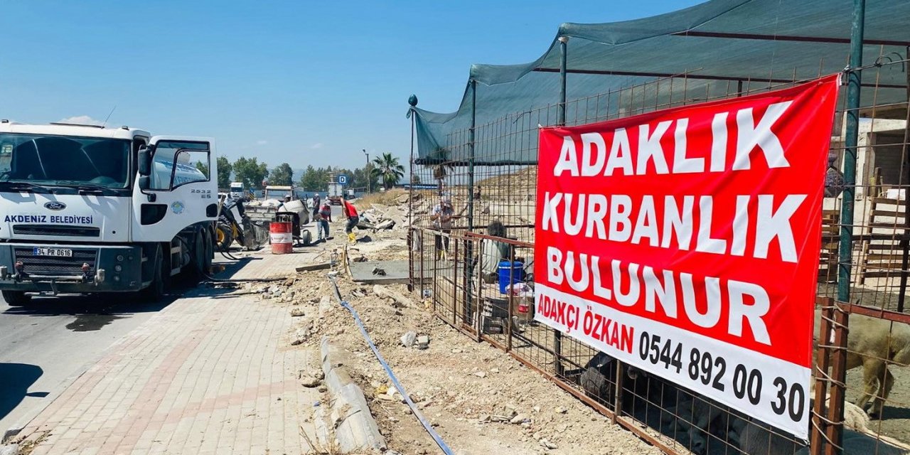 Akdeniz’de Kurban Kesim Ve Satış Yerleri Hazır