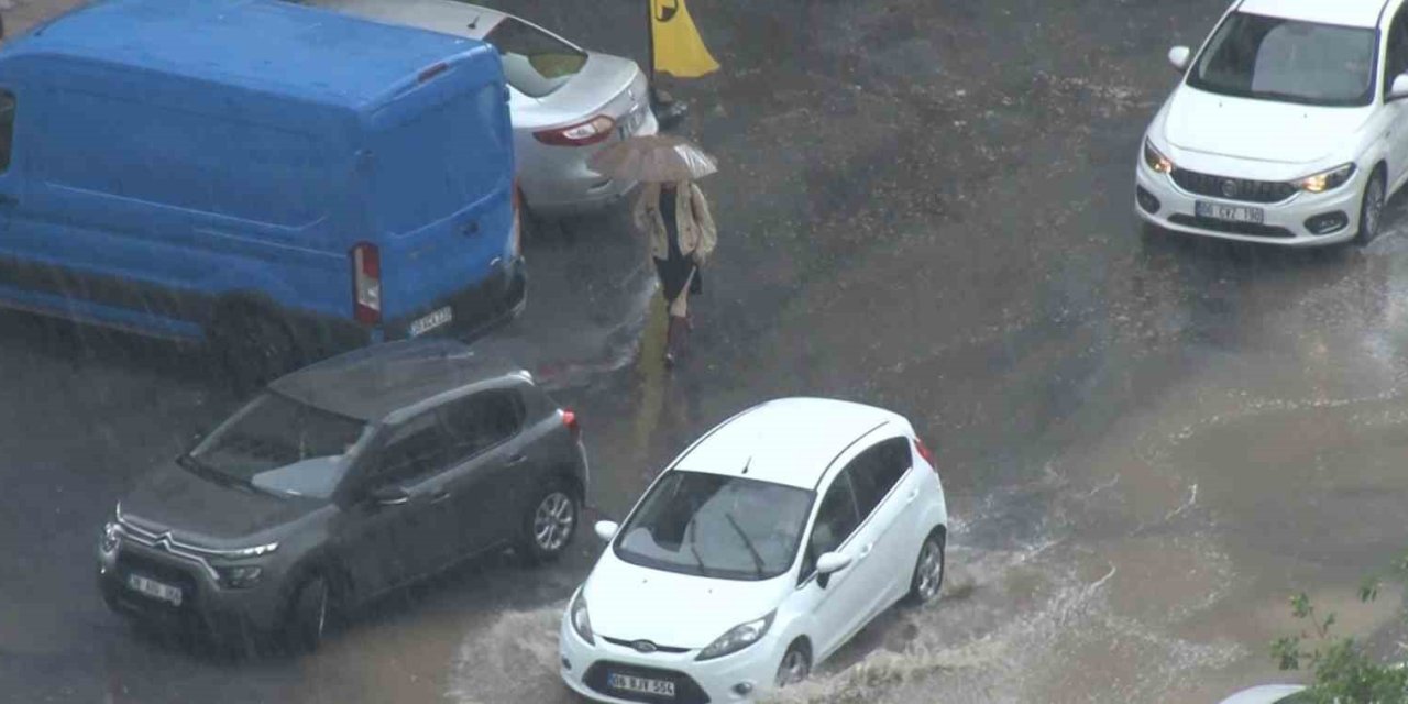 Kayseri’de Kısa Süren Yağmur Yağışı Etkili Oldu