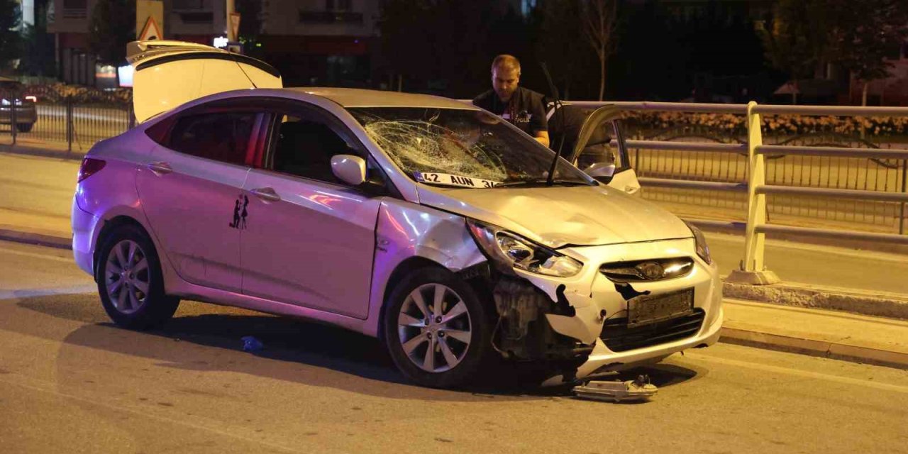 Otomobilin Çarptığı Bisikletli Çocuklardan Biri Öldü Diğeri Ağır Yaralandı