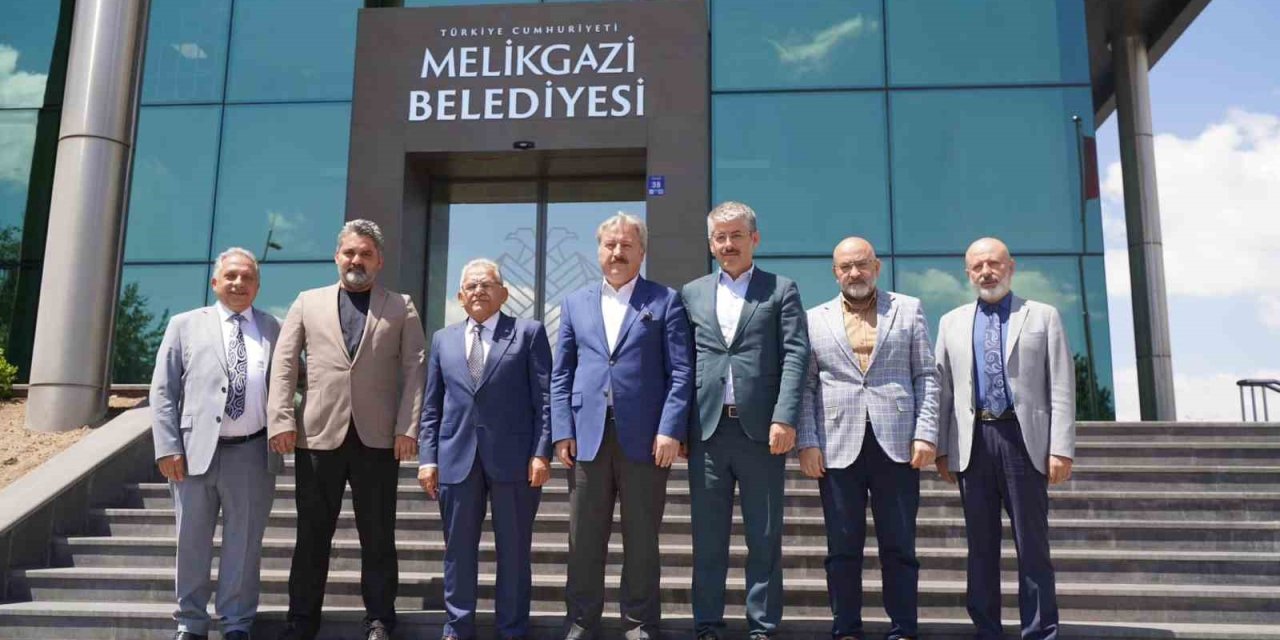 Başkan Büyükkılıç: "şehrimizin Müreffeh Yarınları İçin Hizmetlerimize, Yatırımlarımıza Devam Ediyoruz"