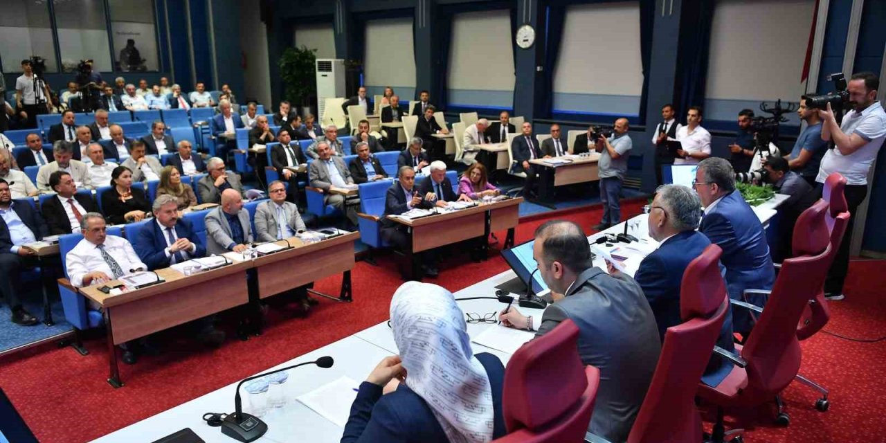 Büyükşehir Belediye Meclisi Toplandı