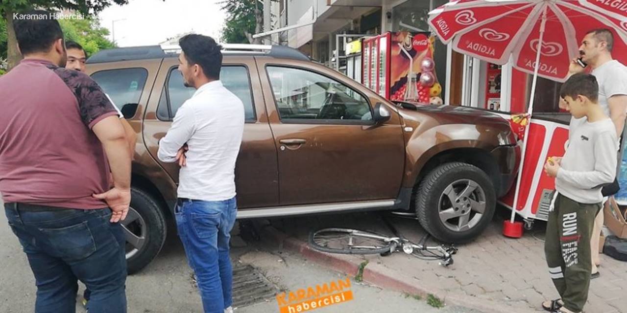 Freni Boşaldı Dükkana Giriyordu