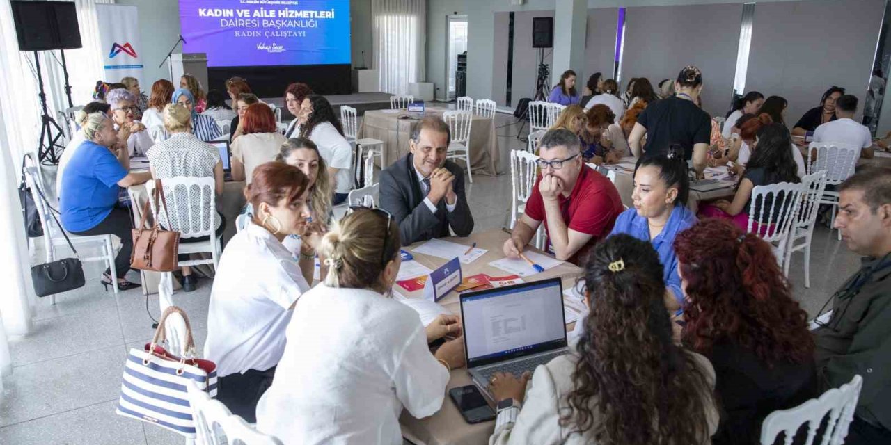 Mersin’de ’kadın Çalıştayı’ Gerçekleştirildi
