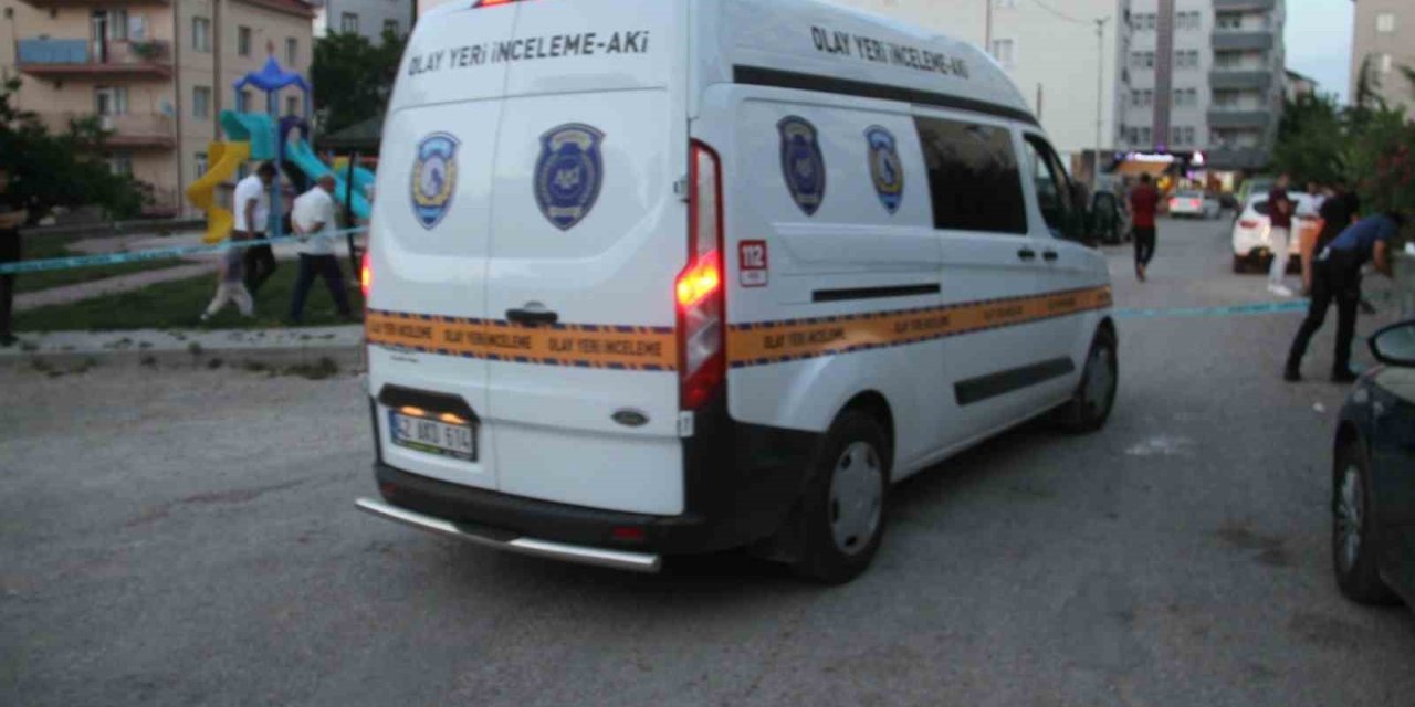 Çocuk Parkının Yanında Silahlı Saldırı: 1 Yaralı