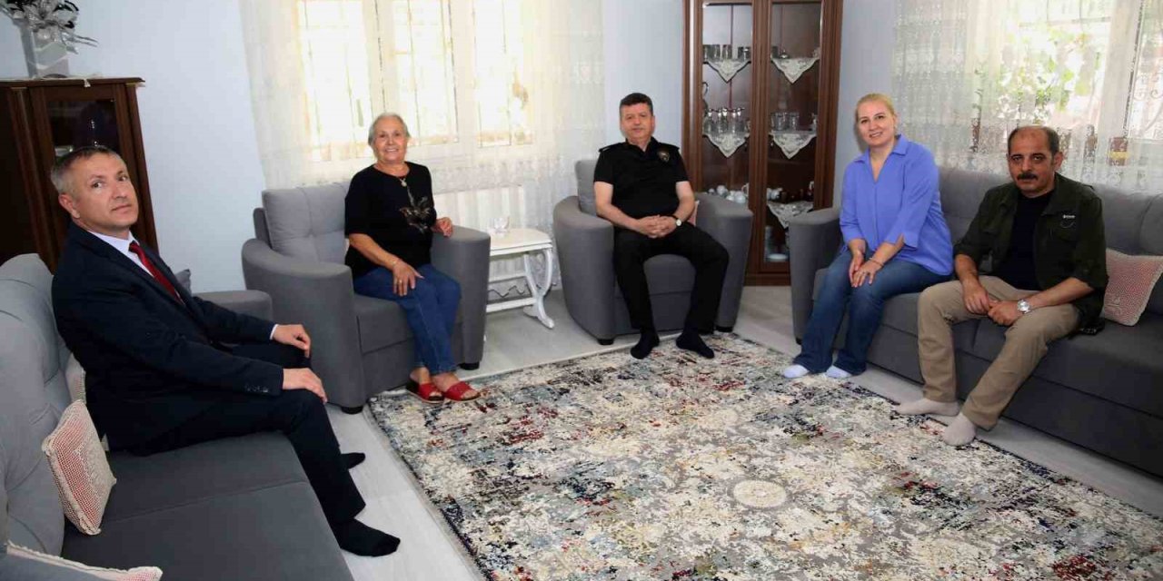 İl Emniyet Müdürü Ağırlar Şehit Ailesini Ziyaret Etti