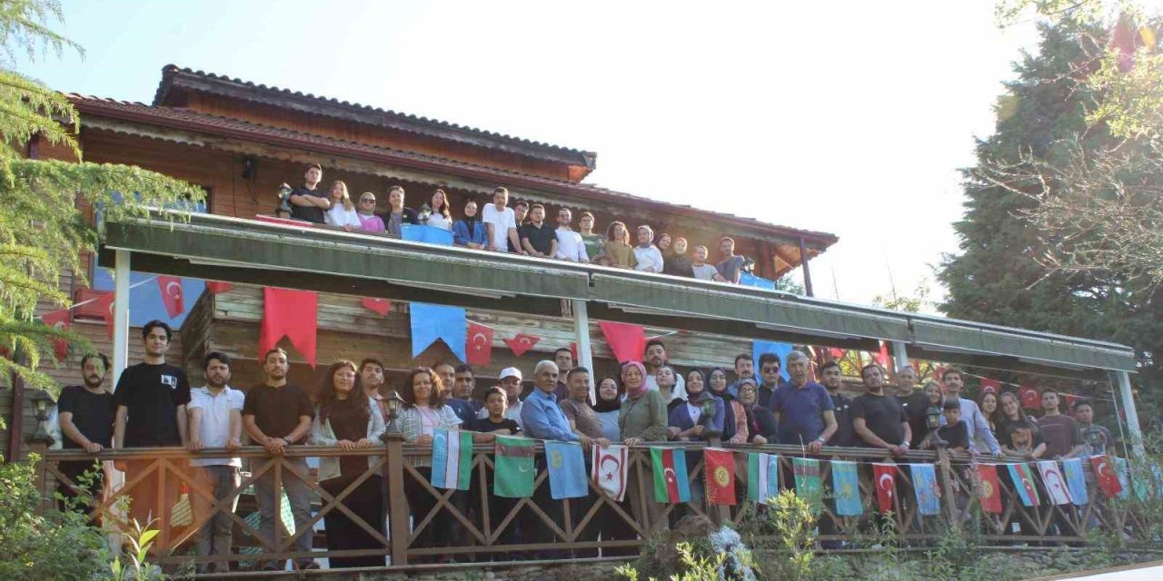 Türk Ocaklılar Eğlendi