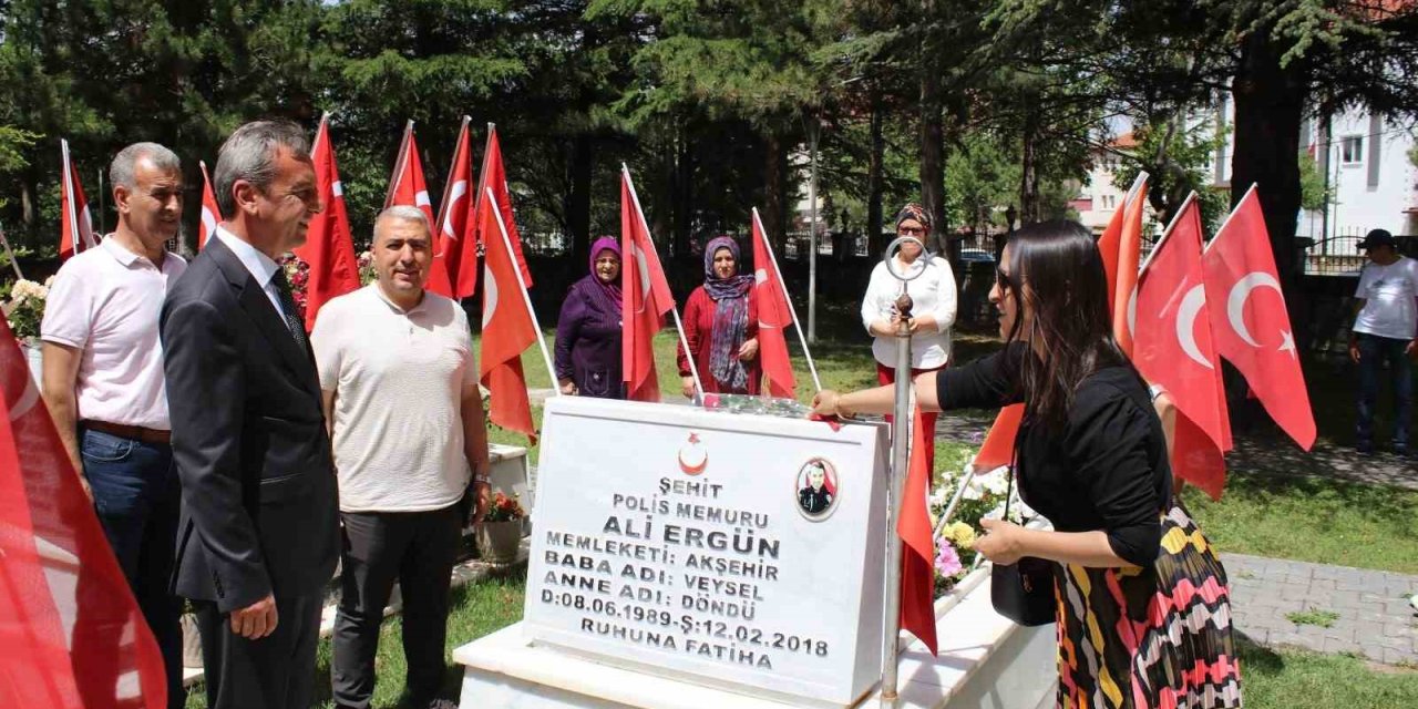 Akşehir İlçe Emniyet Müdürlüğünden Şehitlik Ziyareti