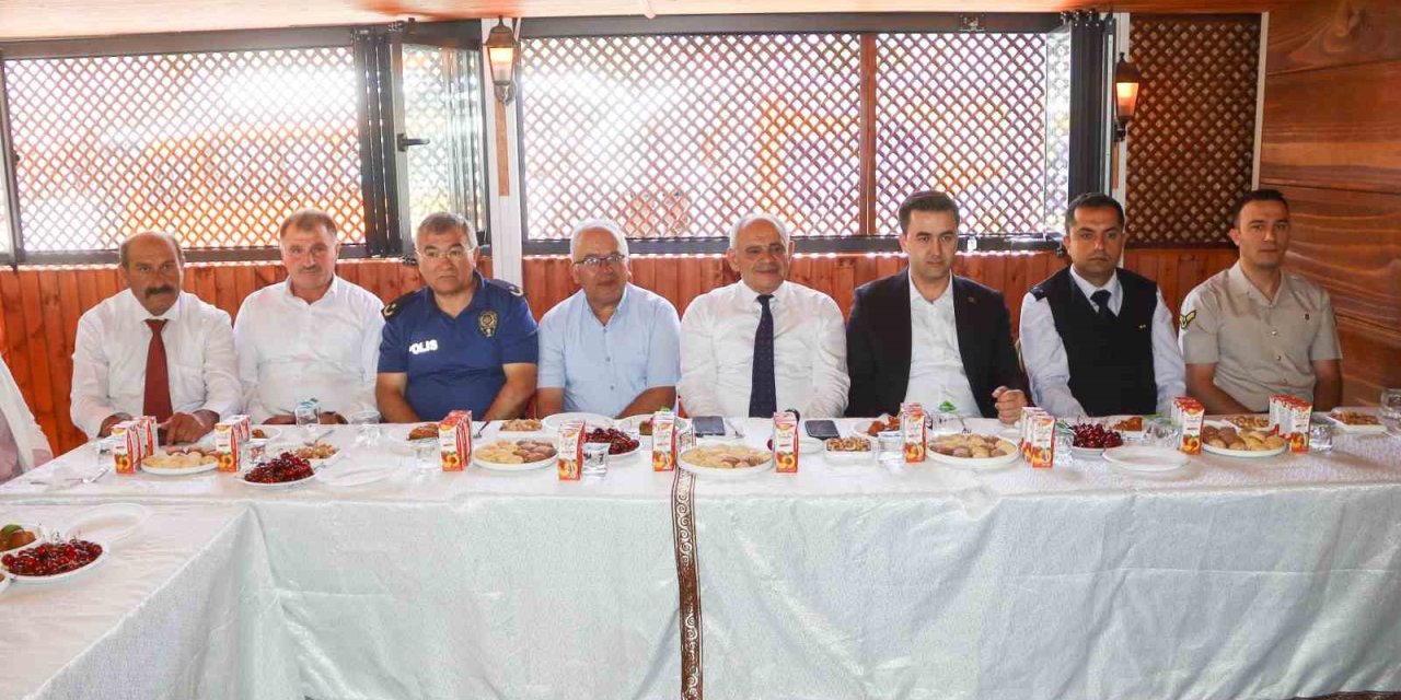 Yahyalı’da Bayramlaşma Töreni Yapıldı