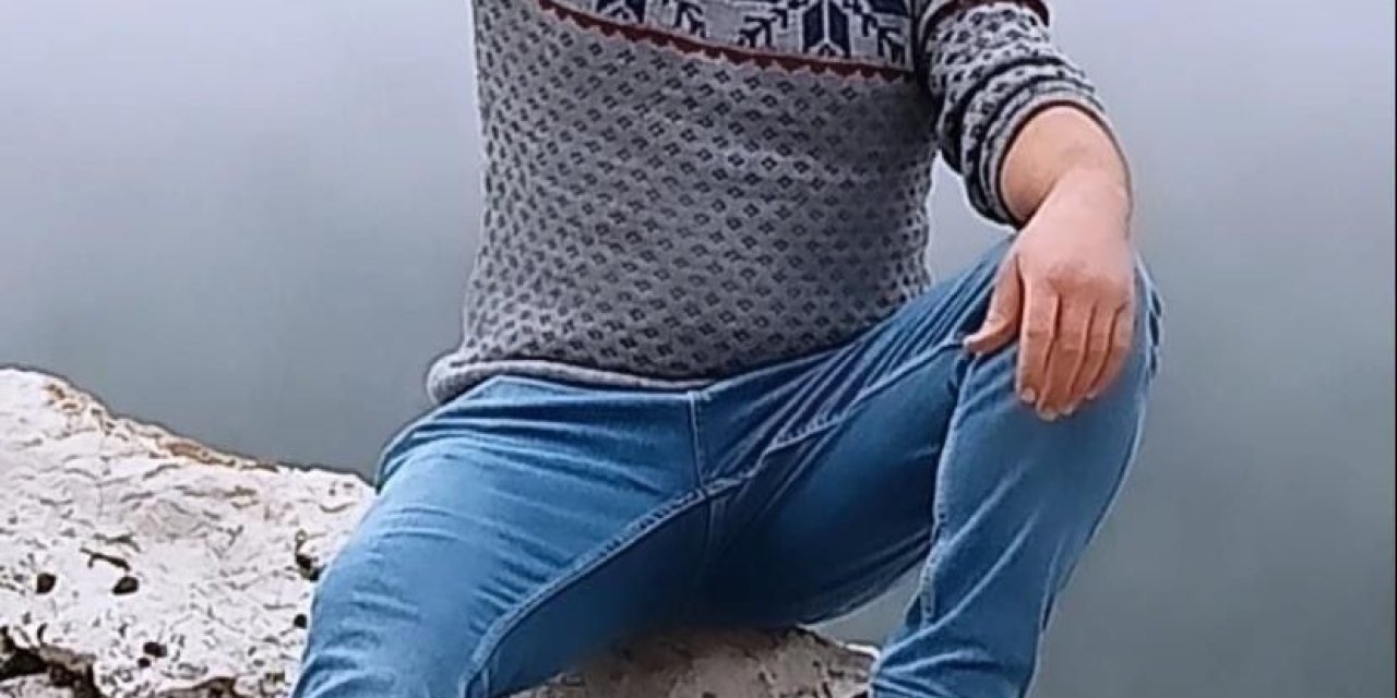 Park Halindeki Otomobilde Tartıştığı Oğlunu Silahla Vurarak Öldürdü