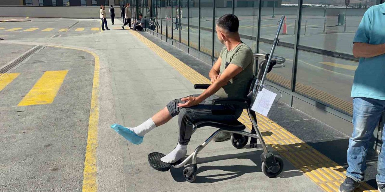 Eskişehir’de Kurban Keserken Yaralanan Vatandaşlar Hastanenin Yolunu Tuttu