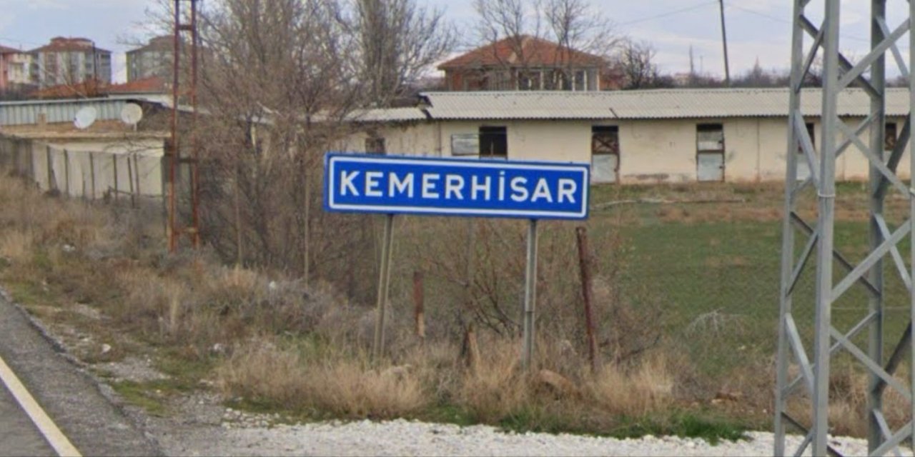 Niğde’de Sokak Köpeğinin Bir Kişiyi Isırdığı Belde Karantinaya Alındı