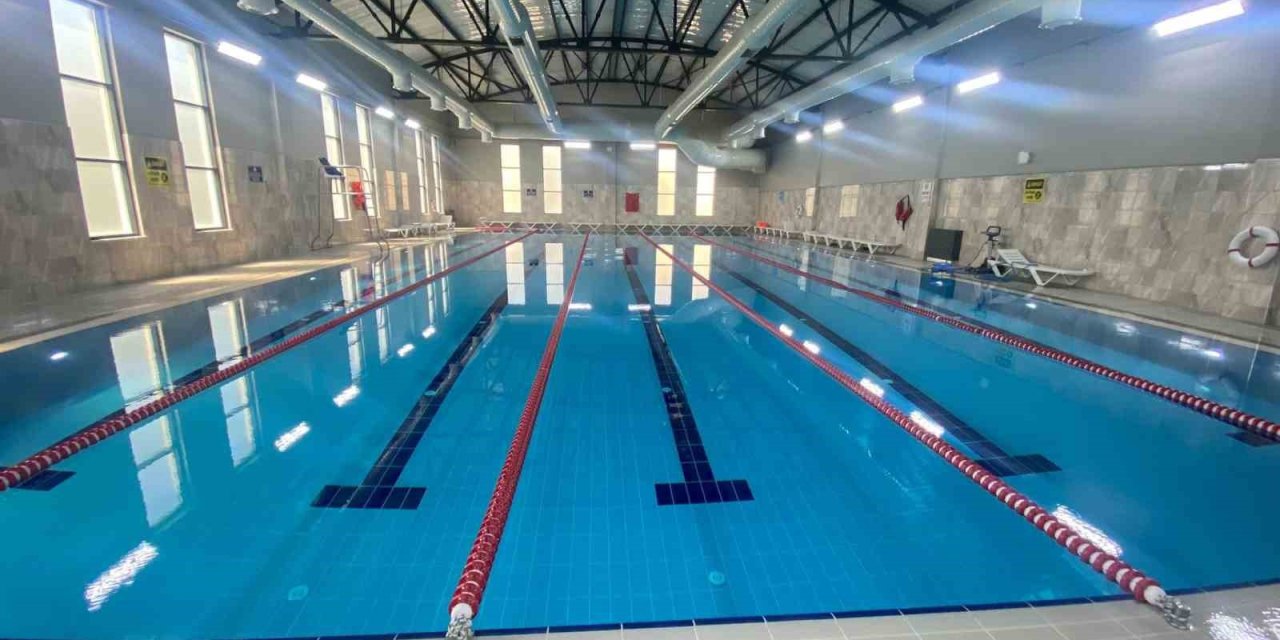28 Yüzme Havuzunda Kaliteli Hizmet İçin Bakım Onarım Çalışması Yapıldı