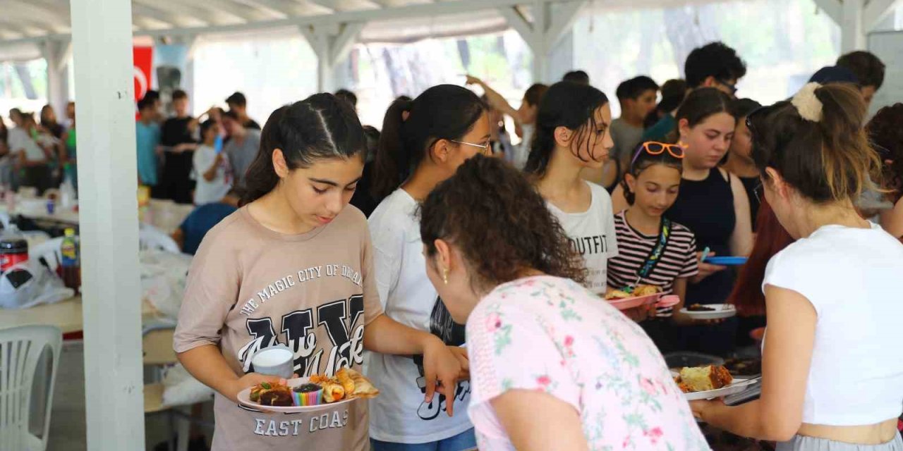 Antalya Büyükşehir Gençlik Kampı, Muratpaşalı Öğrencileri Ağırladı