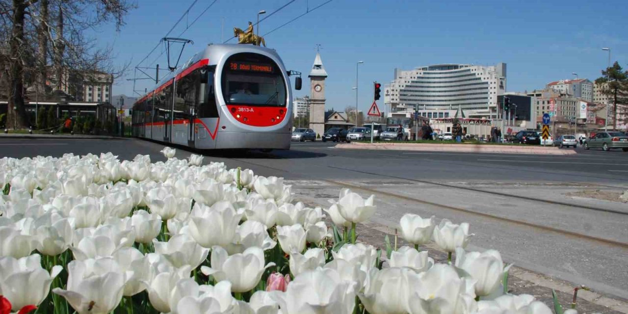 Başkan Büyükkılıç’tan Ulaşımda "gittiğin Kadar Öde" Projesi