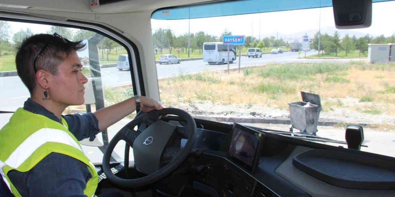 Kayseri’nin İlk Kadın Tır Şoförü