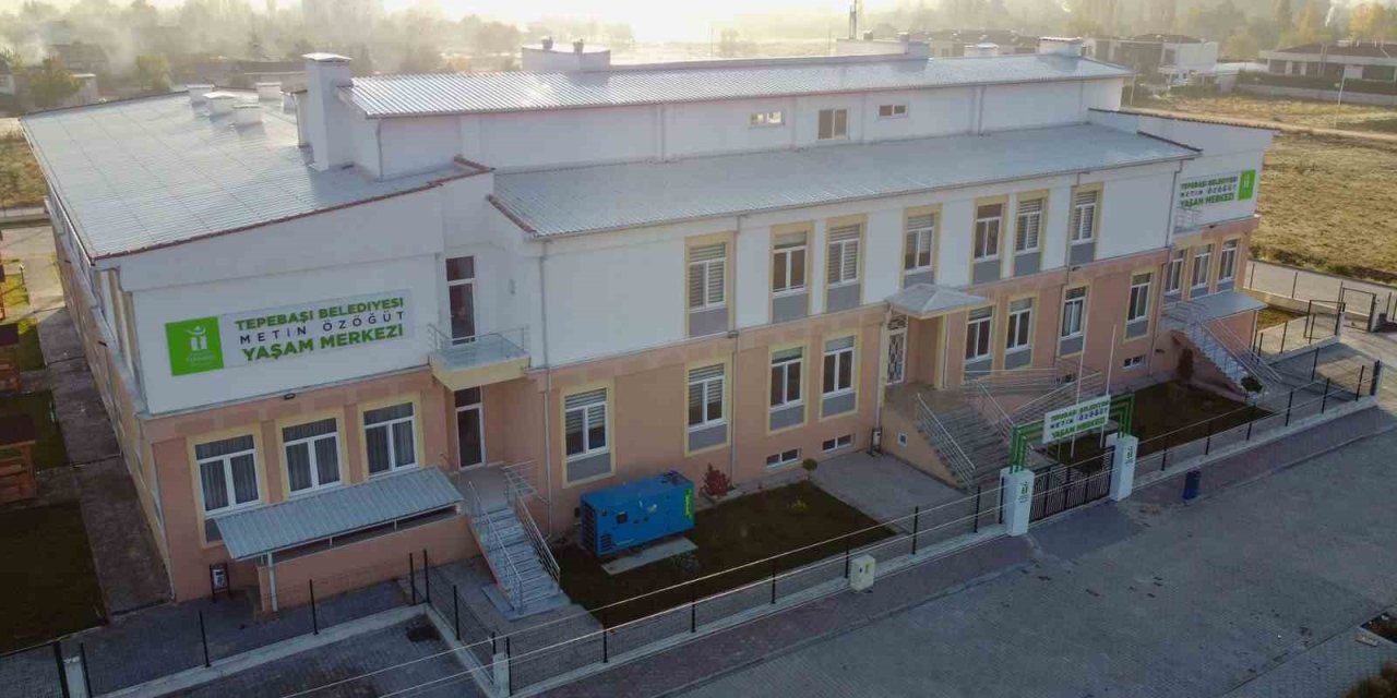 Metin Özöğüt Yaşam Merkezi Sıcak Bir Yuva Olarak Hizmet Veriyor