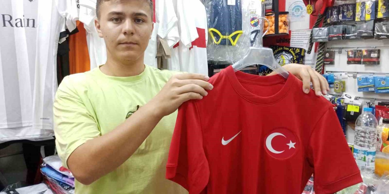 Milli Maçlar Forma Satışlarını Yüzden 100’den Fazla Arttırdı