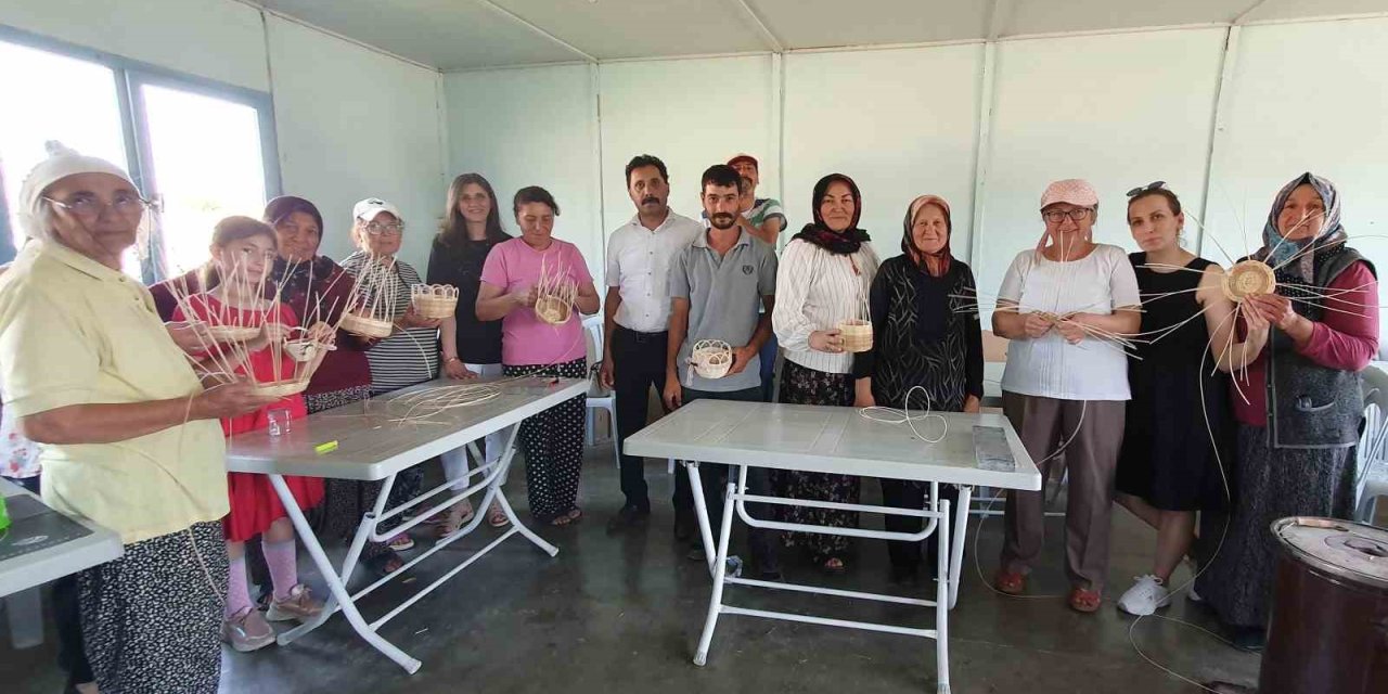 Frig Vadisi Ekolojik Köy Projesi, Hasır Örme Kursu İle Kültürel Mirası Canlandırıyor
