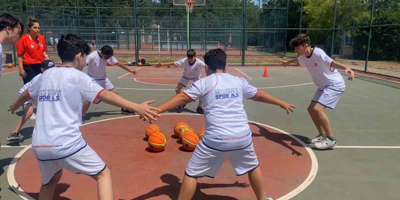 Büyükşehrin Yaz Spor Okulları’ndan Kayserililer Çok Memnun