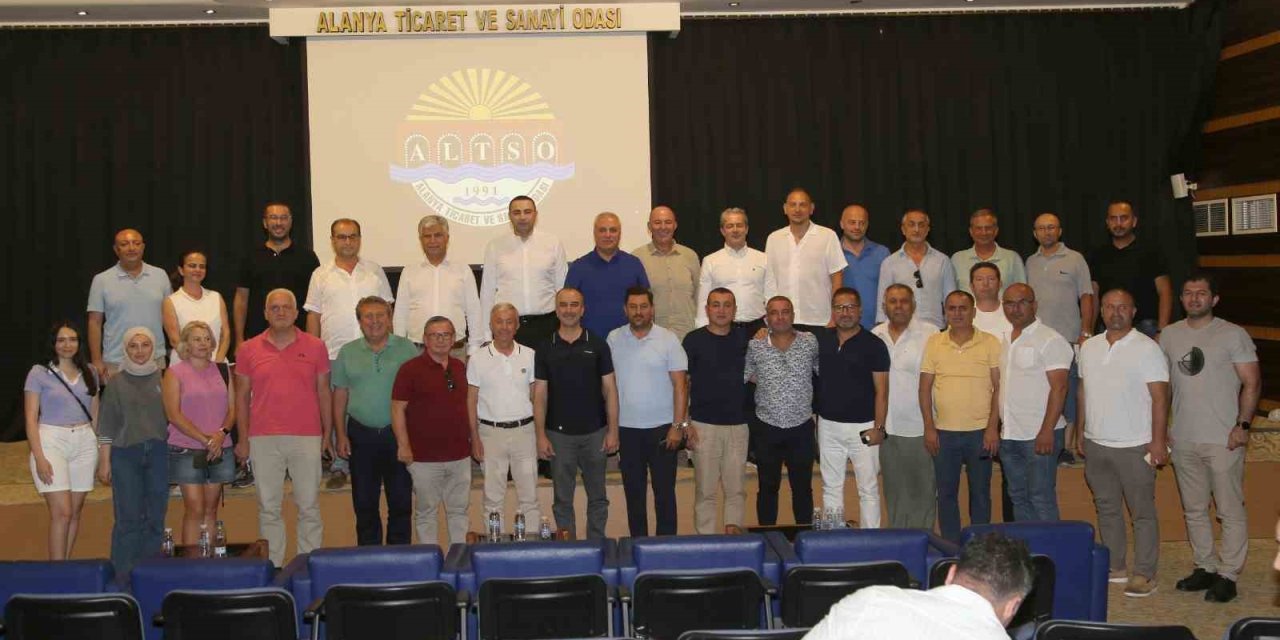 Alanya’da Emlak Ve İnşaat Sektörünün Sorunları Masaya Yatırıldı