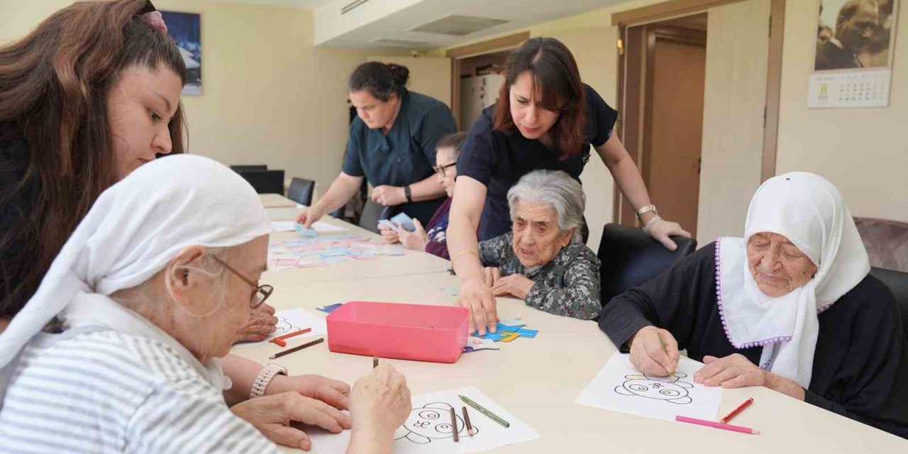 Tepebaşı Belediyesi, Alzheimer Hastalarının Yanında