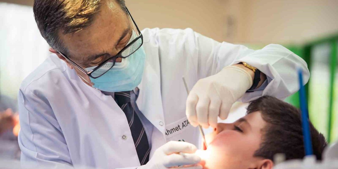 Çocuklar Tepebaşı’nda Sağlıkla Gülümsüyor